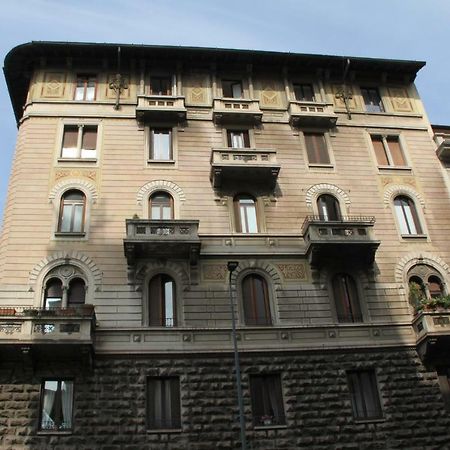 Viale Lunigiana - Penthouse - 6 People Lejlighed Milano Eksteriør billede